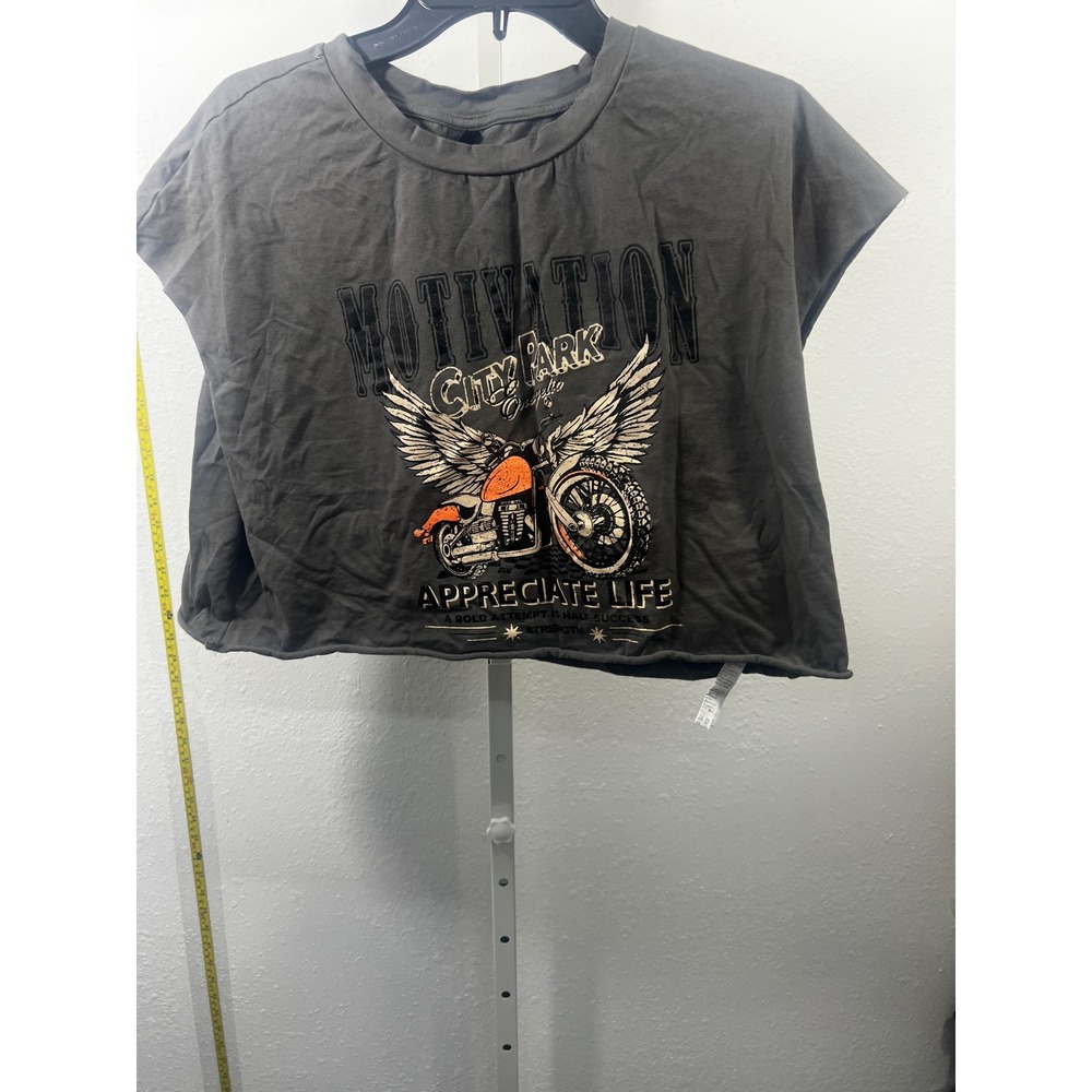 Motivation City Park Graphic Crop Top Charcoal Grey Motorcycle Sleeveless Tee L